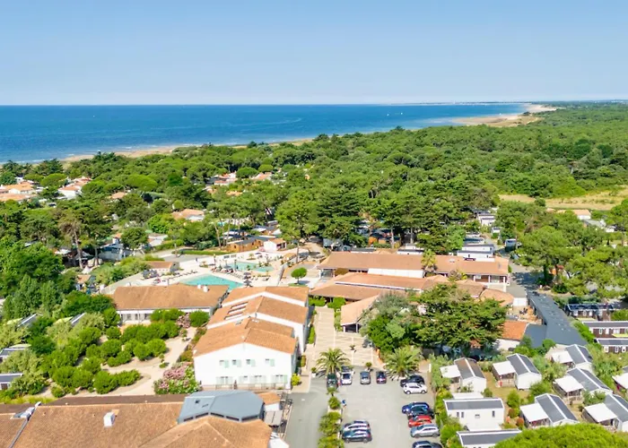 Kampaoh Ile De Re Luxury tent Sainte-Marie-de-Re